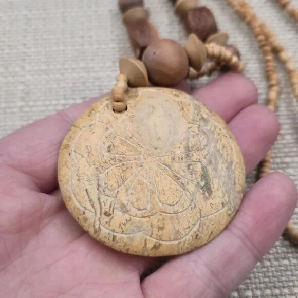 Slip On 20 Inch Wood And Jasper Stone Carved Floral Necklace B991 - Picture 3 of 7